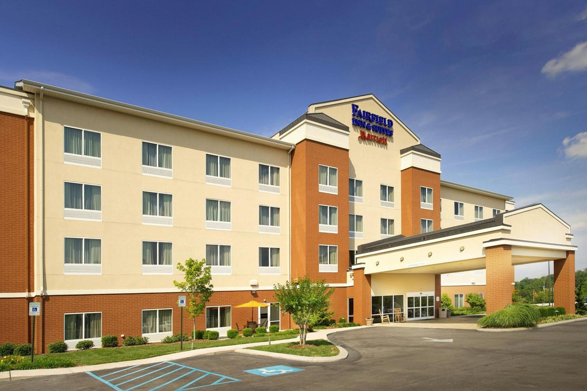 Fairfield Inn And Suites Кливленд Экстерьер фото