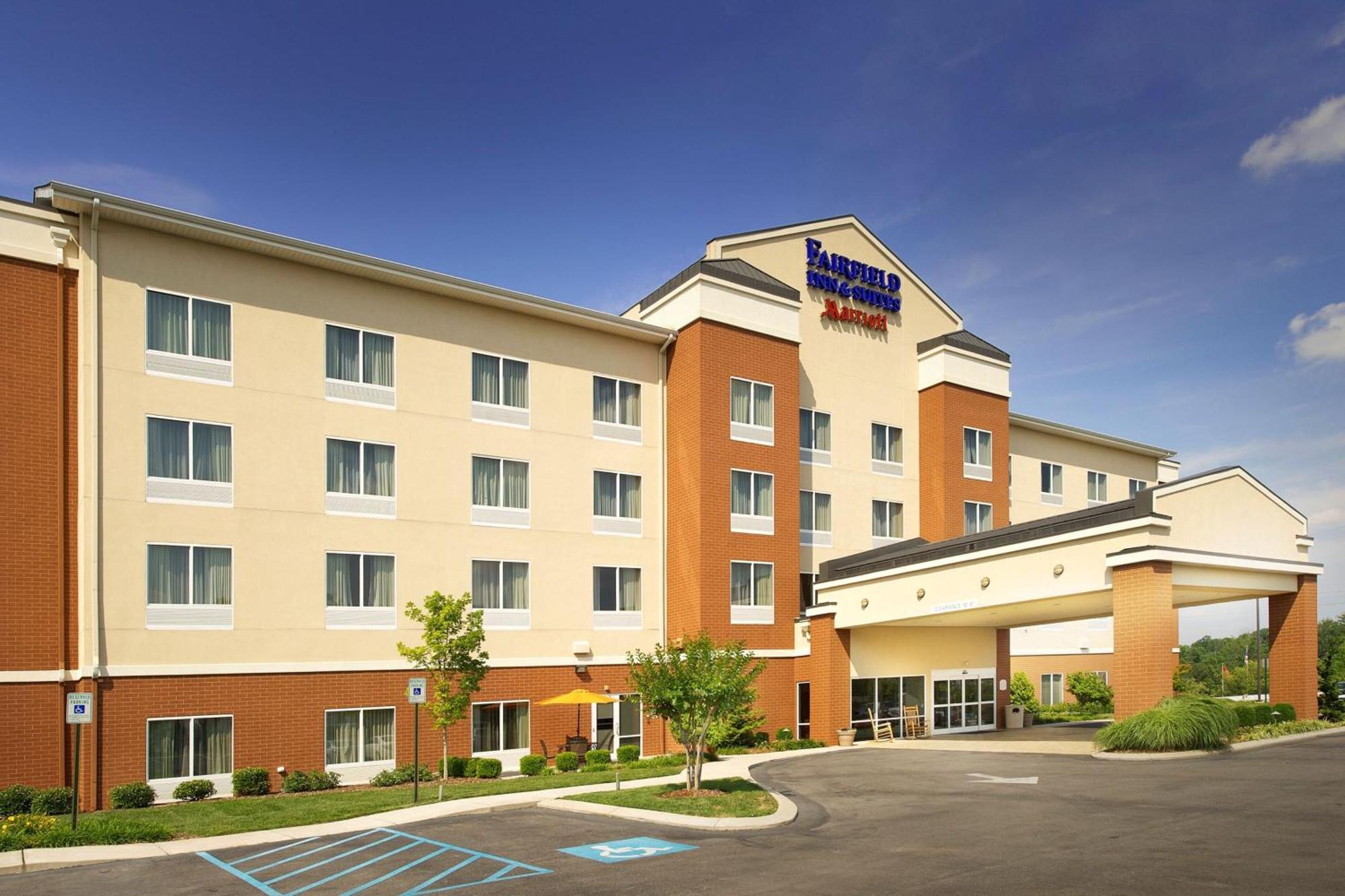 Fairfield Inn And Suites Кливленд Экстерьер фото